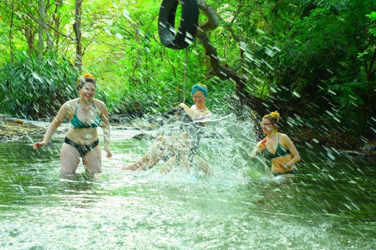 Silent River Cottage Udawalawe Bagian luar foto